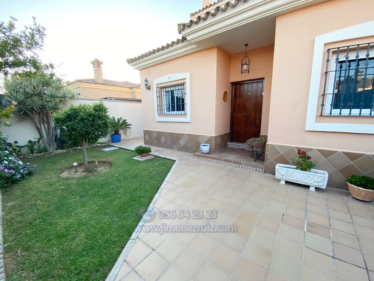 For sale of chalet in El Puerto de Santa María