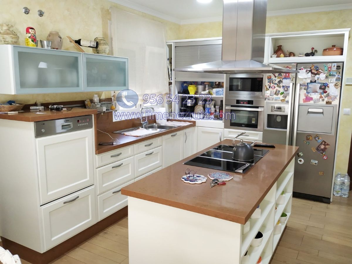 For sale of chalet in El Puerto de Santa María