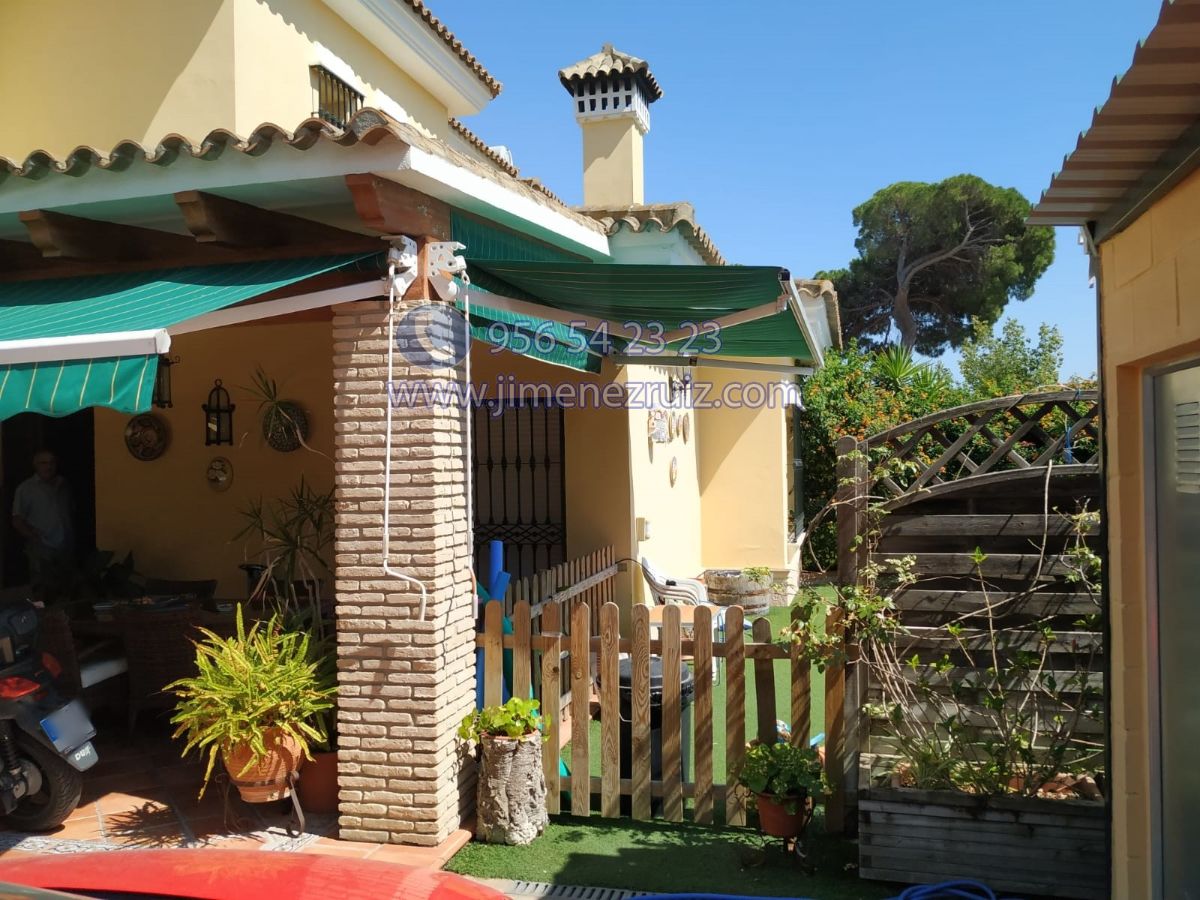 For sale of chalet in El Puerto de Santa María