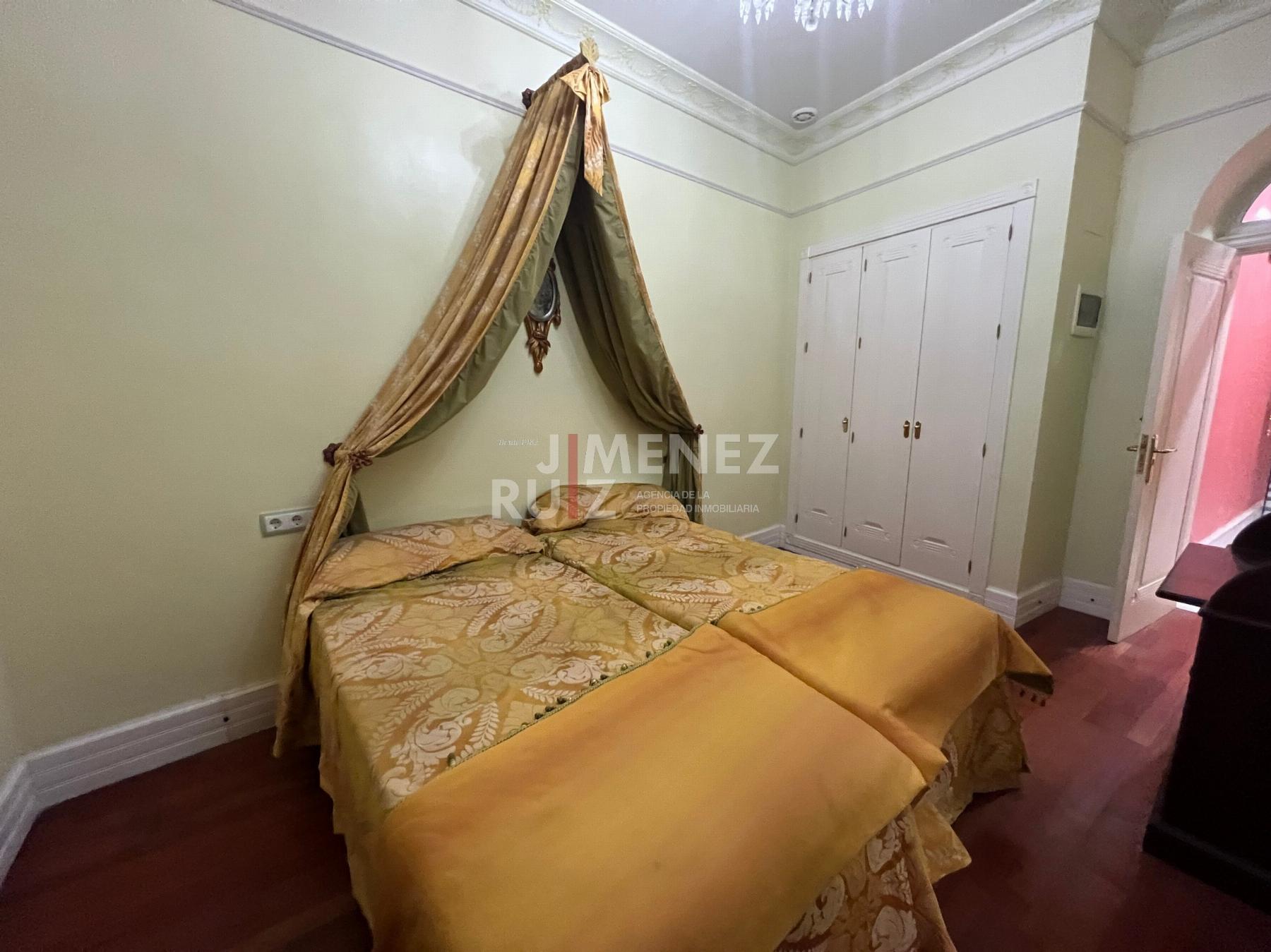 For sale of house in El Puerto de Santa María