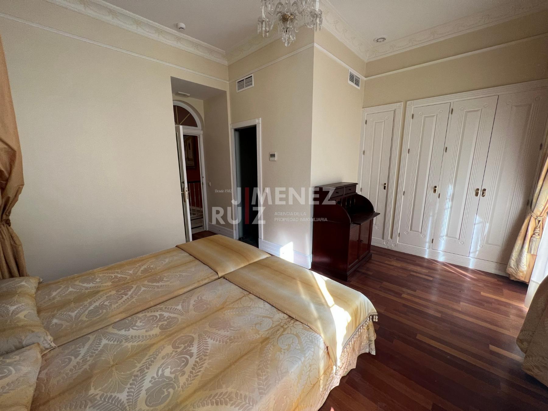 For sale of house in El Puerto de Santa María