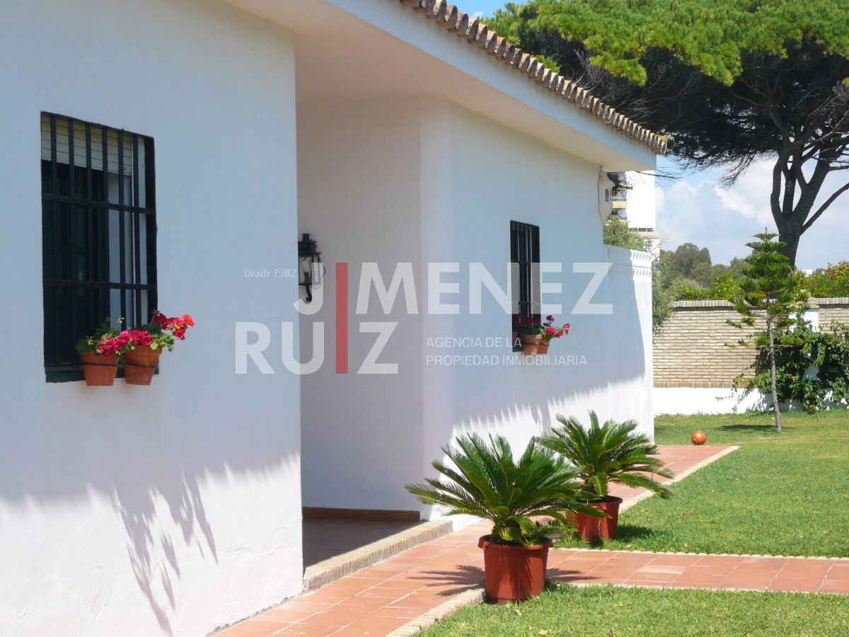 For rent of chalet in El Puerto de Santa María