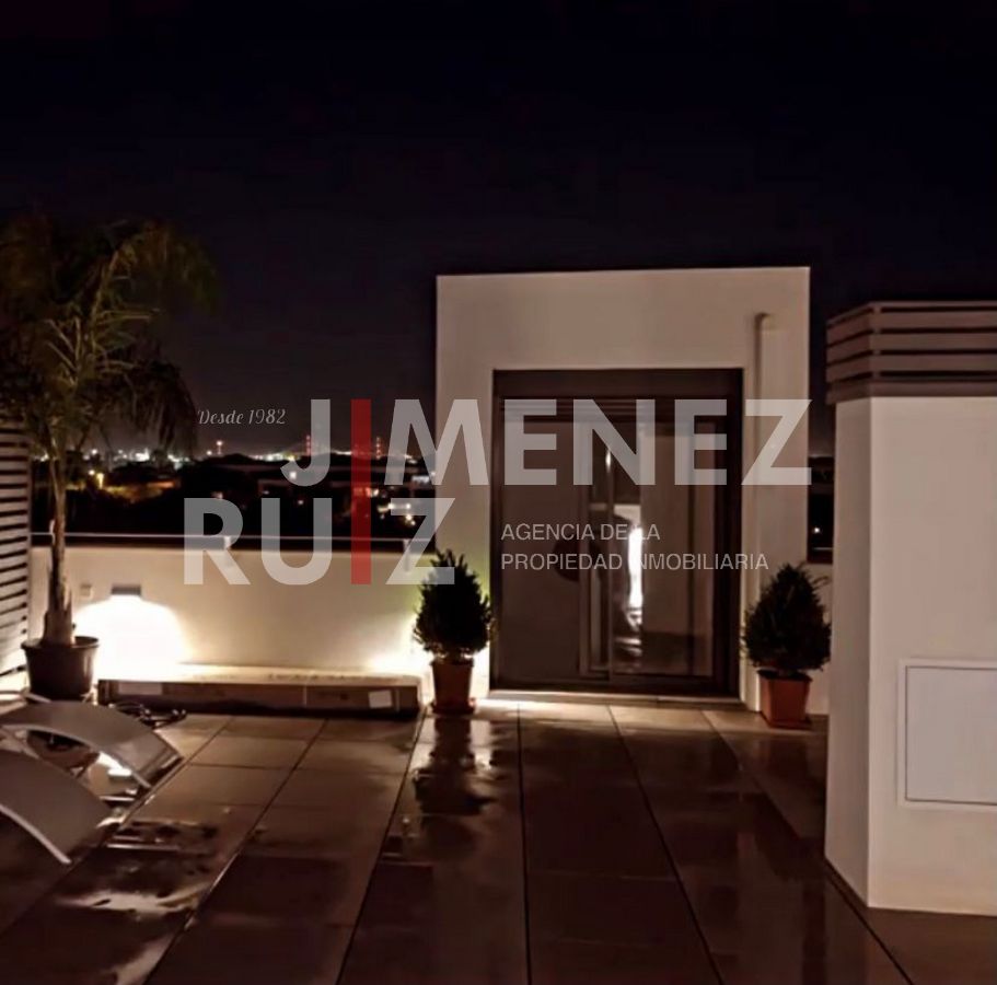 For rent of penthouse in El Puerto de Santa María