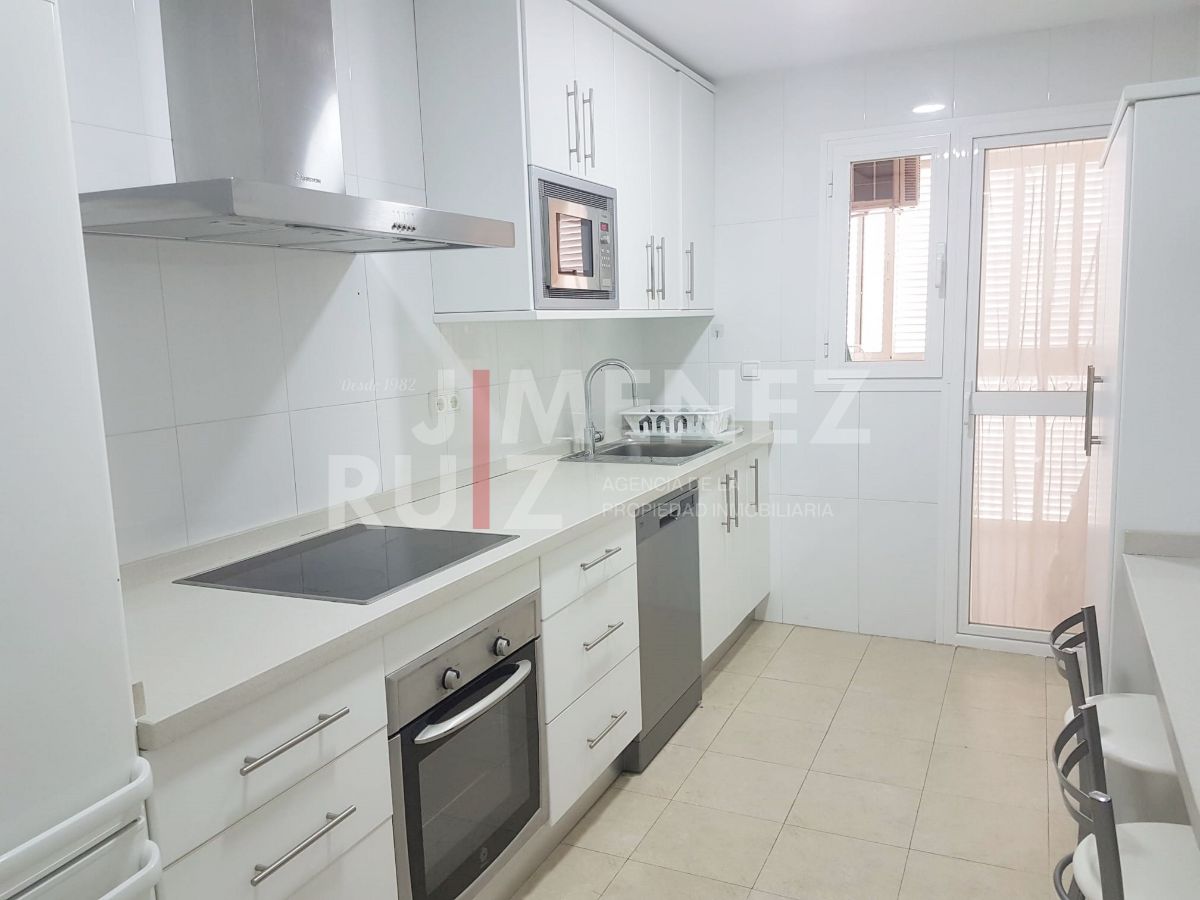 For rent of flat in El Puerto de Santa María