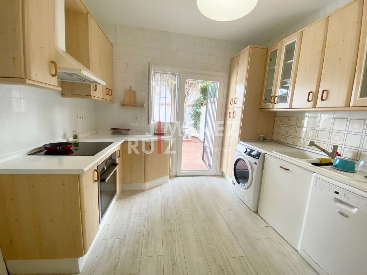 For rent of chalet in El Puerto de Santa María