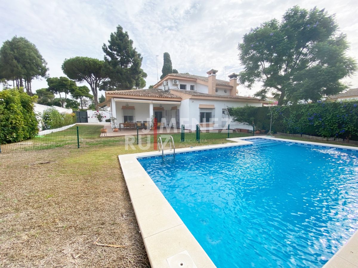 For rent of chalet in El Puerto de Santa María