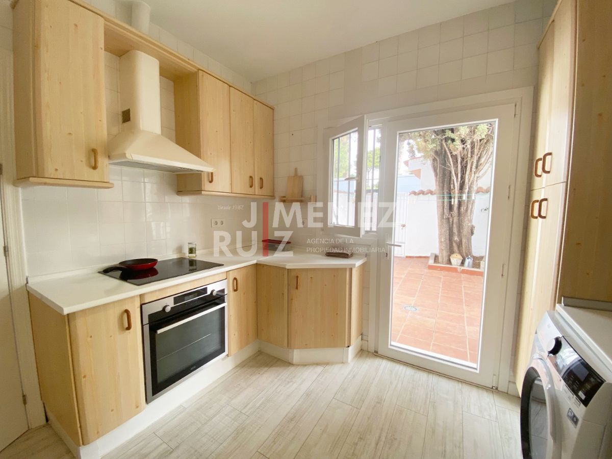 For rent of chalet in El Puerto de Santa María