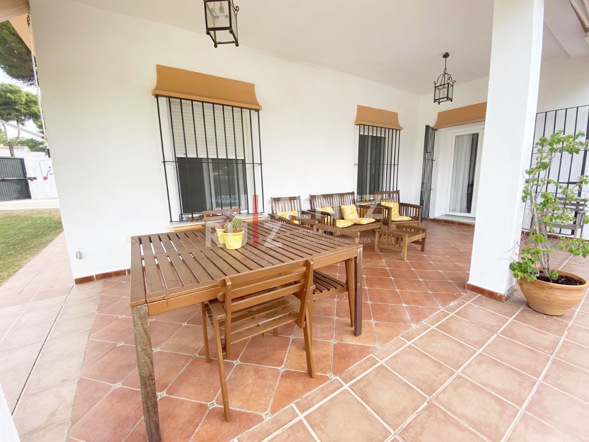 For rent of chalet in El Puerto de Santa María