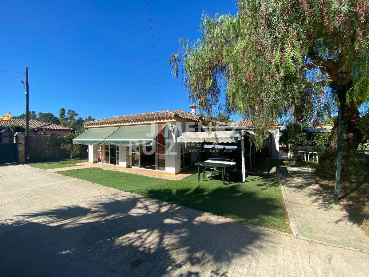 For sale of chalet in El Puerto de Santa María