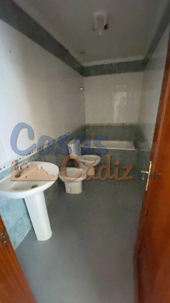 For sale of flat in Arcos de la Frontera