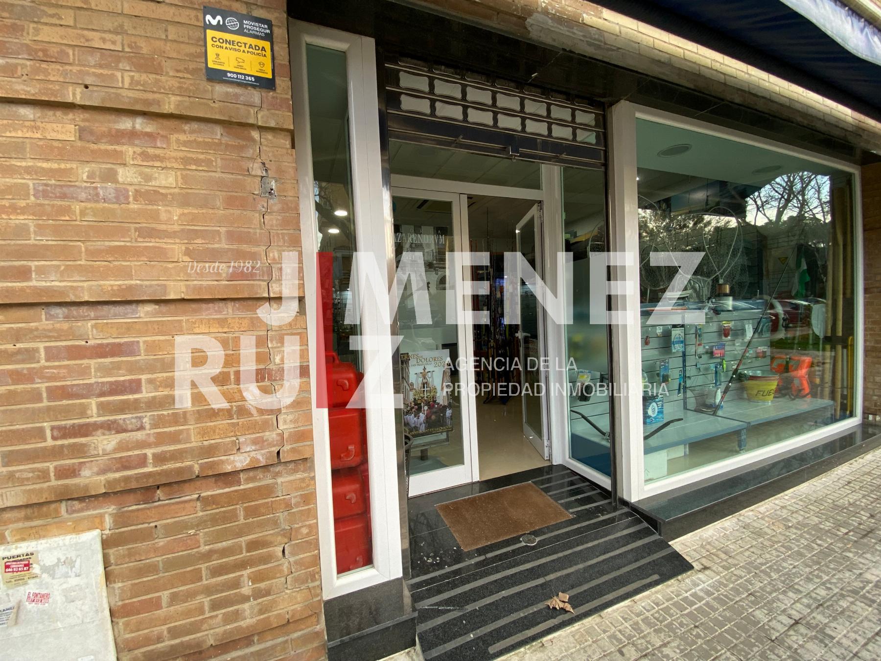 For sale of commercial in El Puerto de Santa María