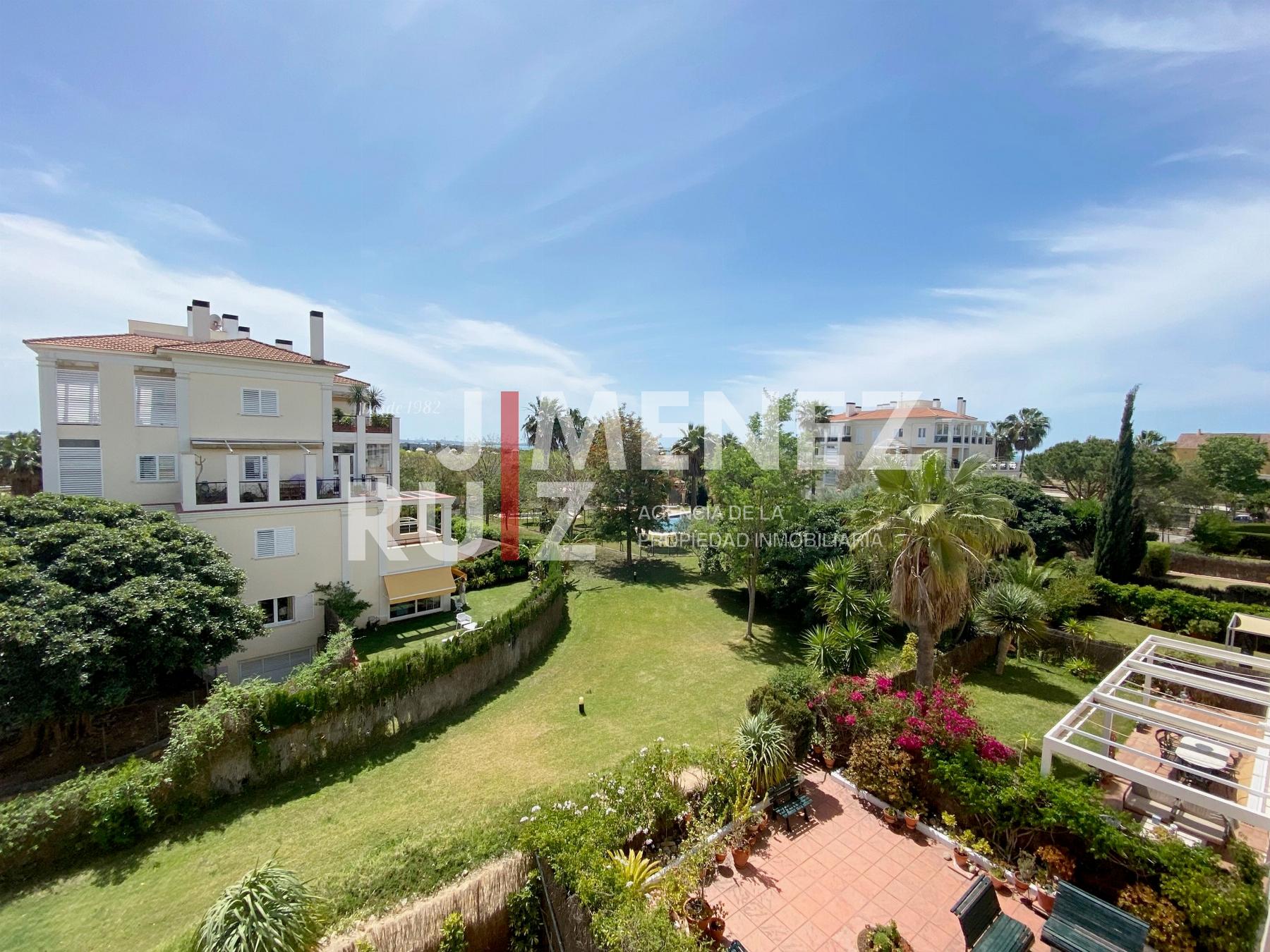 For sale of flat in El Puerto de Santa María