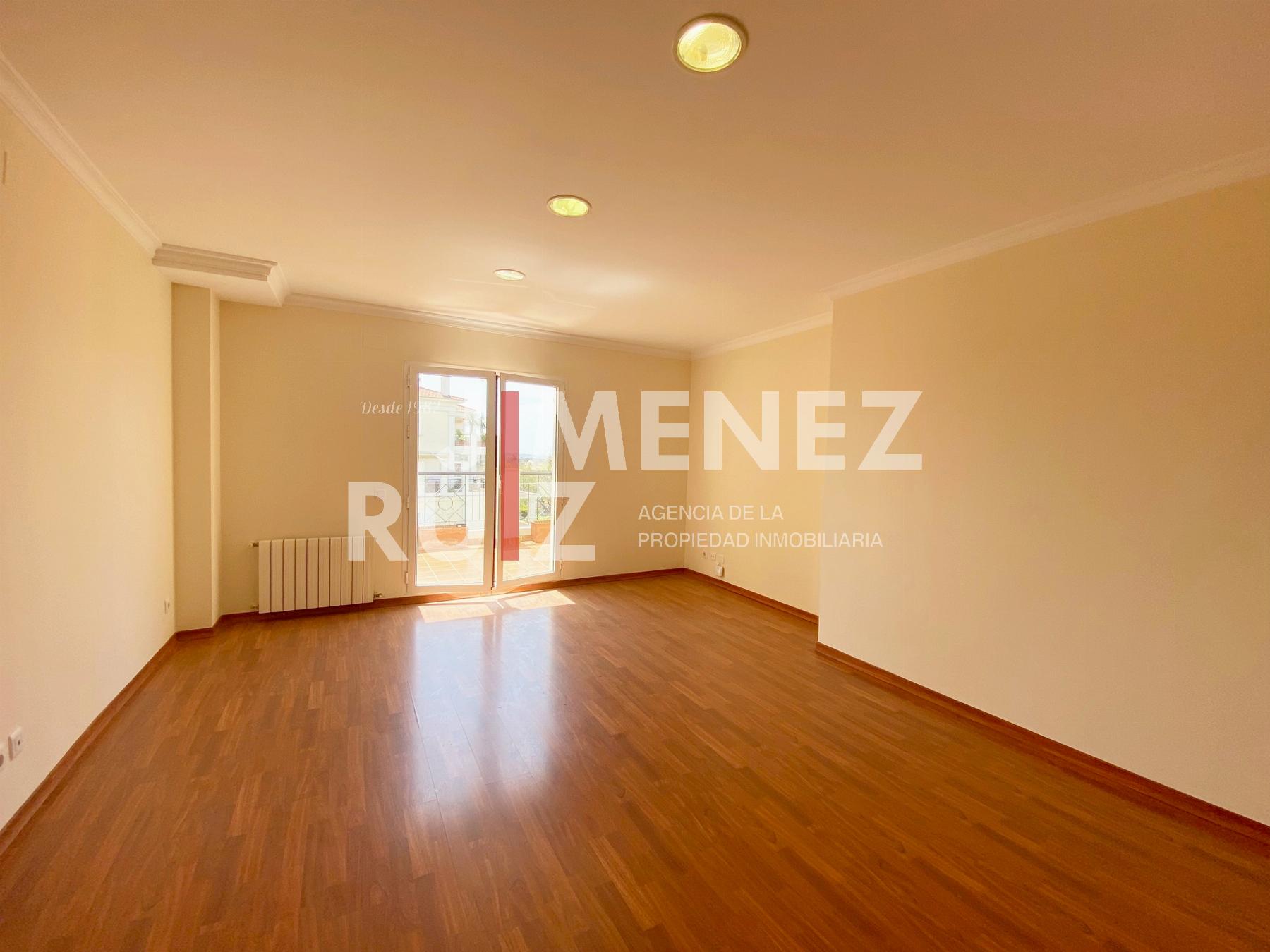 For sale of flat in El Puerto de Santa María