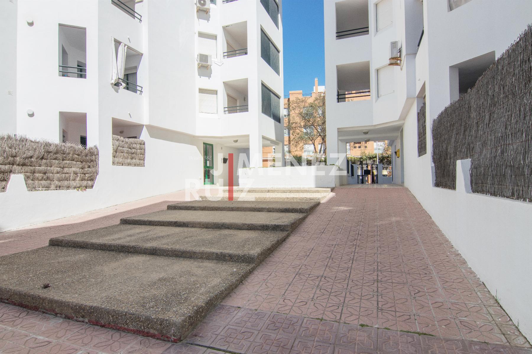 For sale of apartment in El Puerto de Santa María