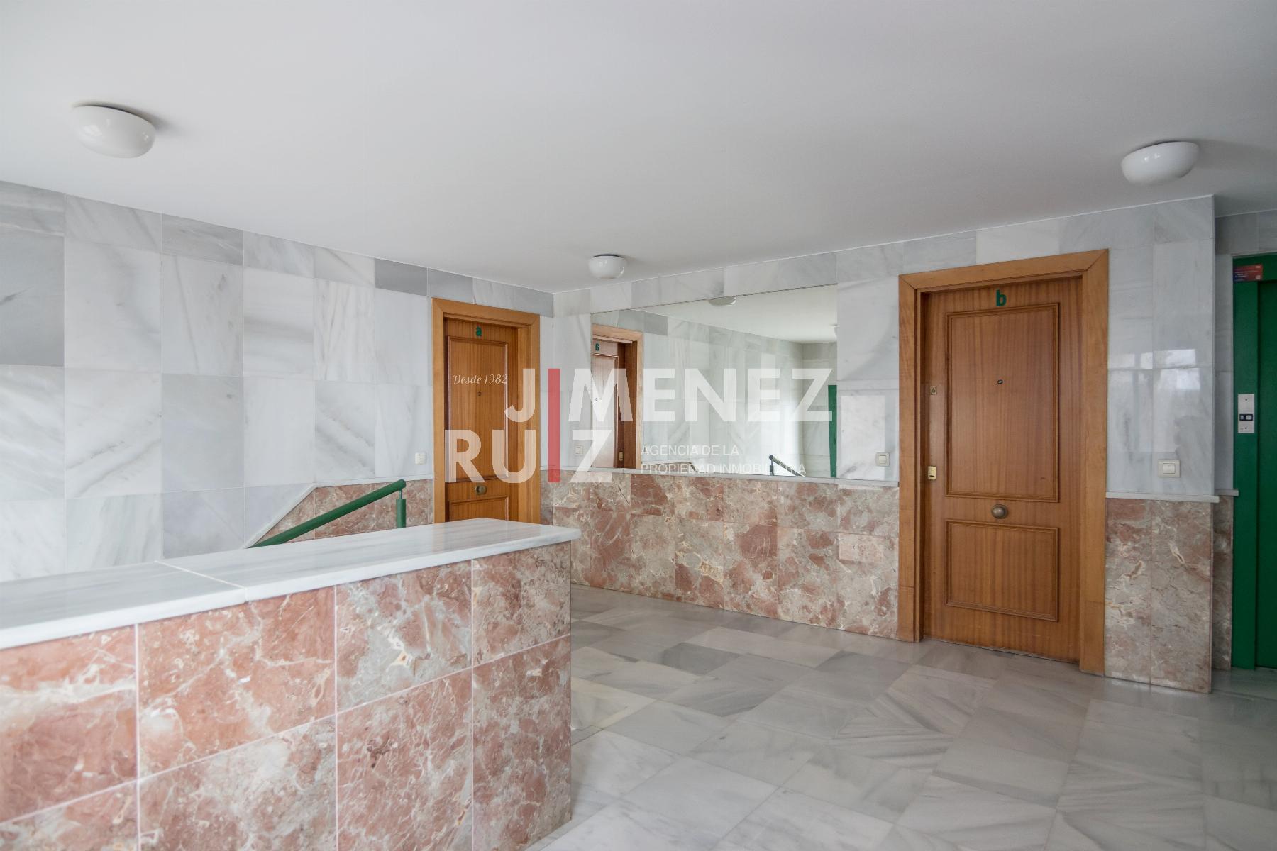 For sale of apartment in El Puerto de Santa María