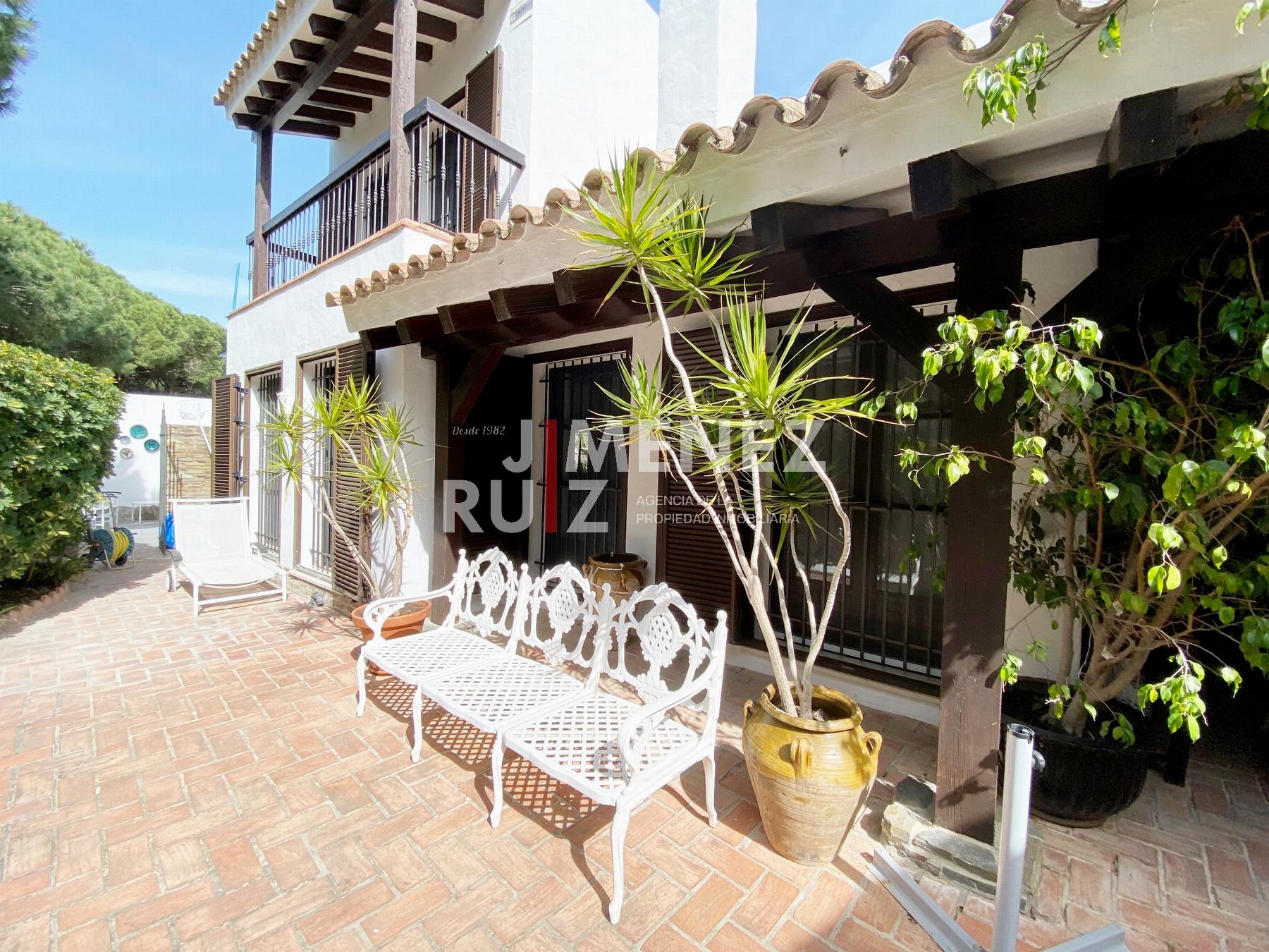 For sale of chalet in El Puerto de Santa María