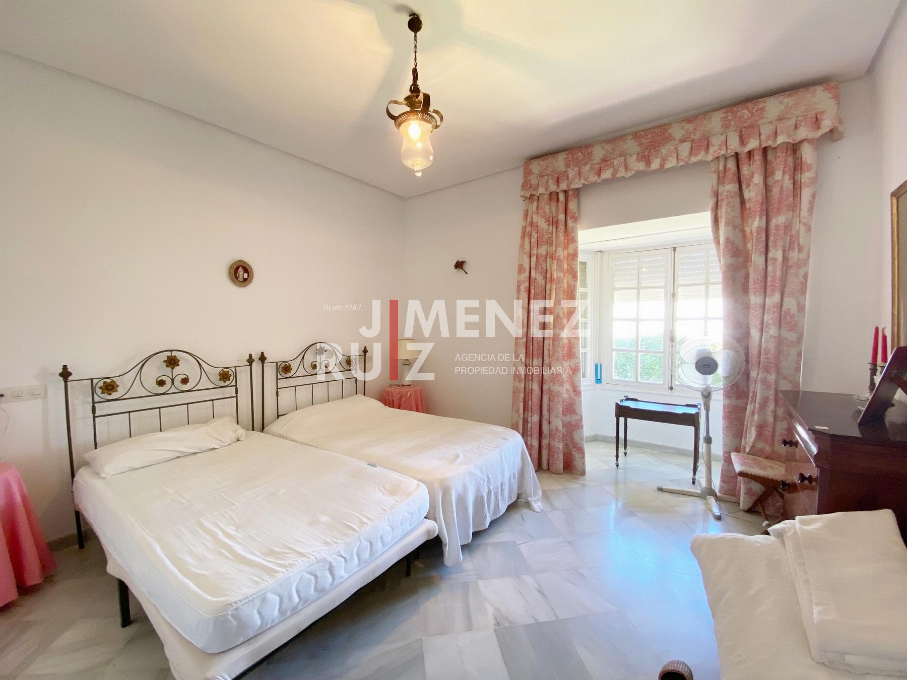 For sale of chalet in El Puerto de Santa María