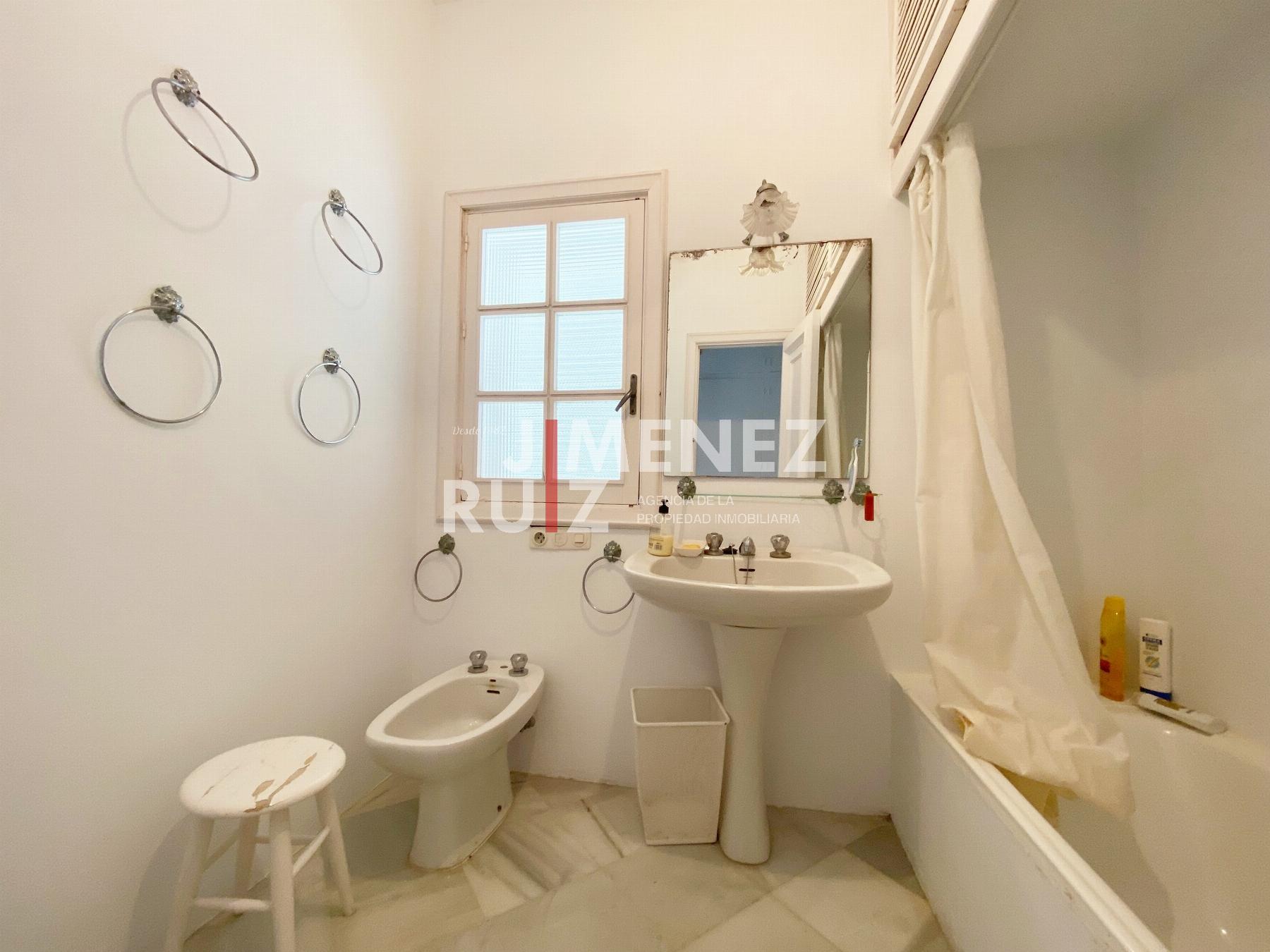 For sale of chalet in El Puerto de Santa María