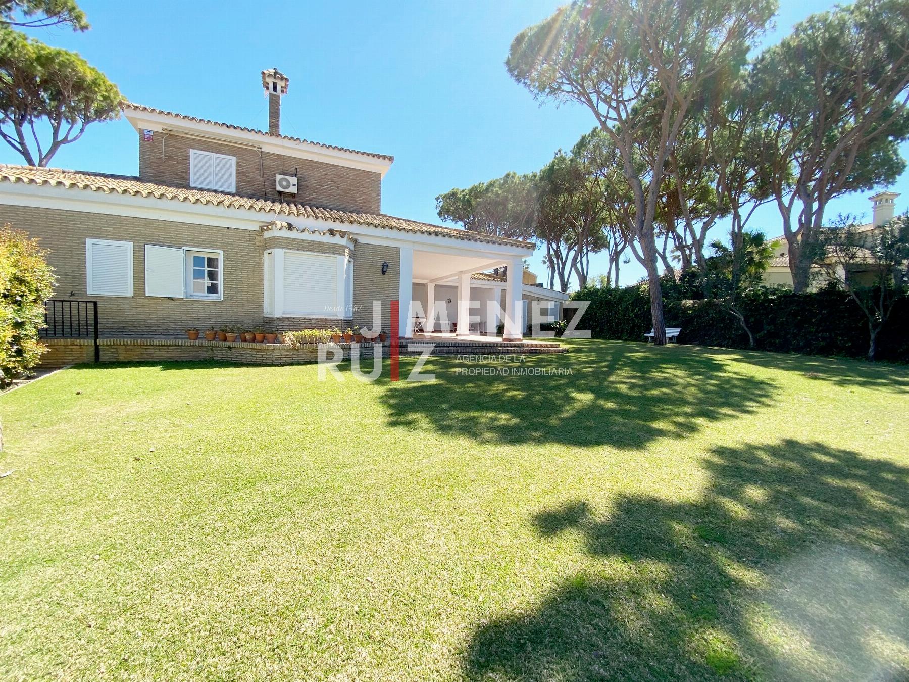 For sale of chalet in El Puerto de Santa María