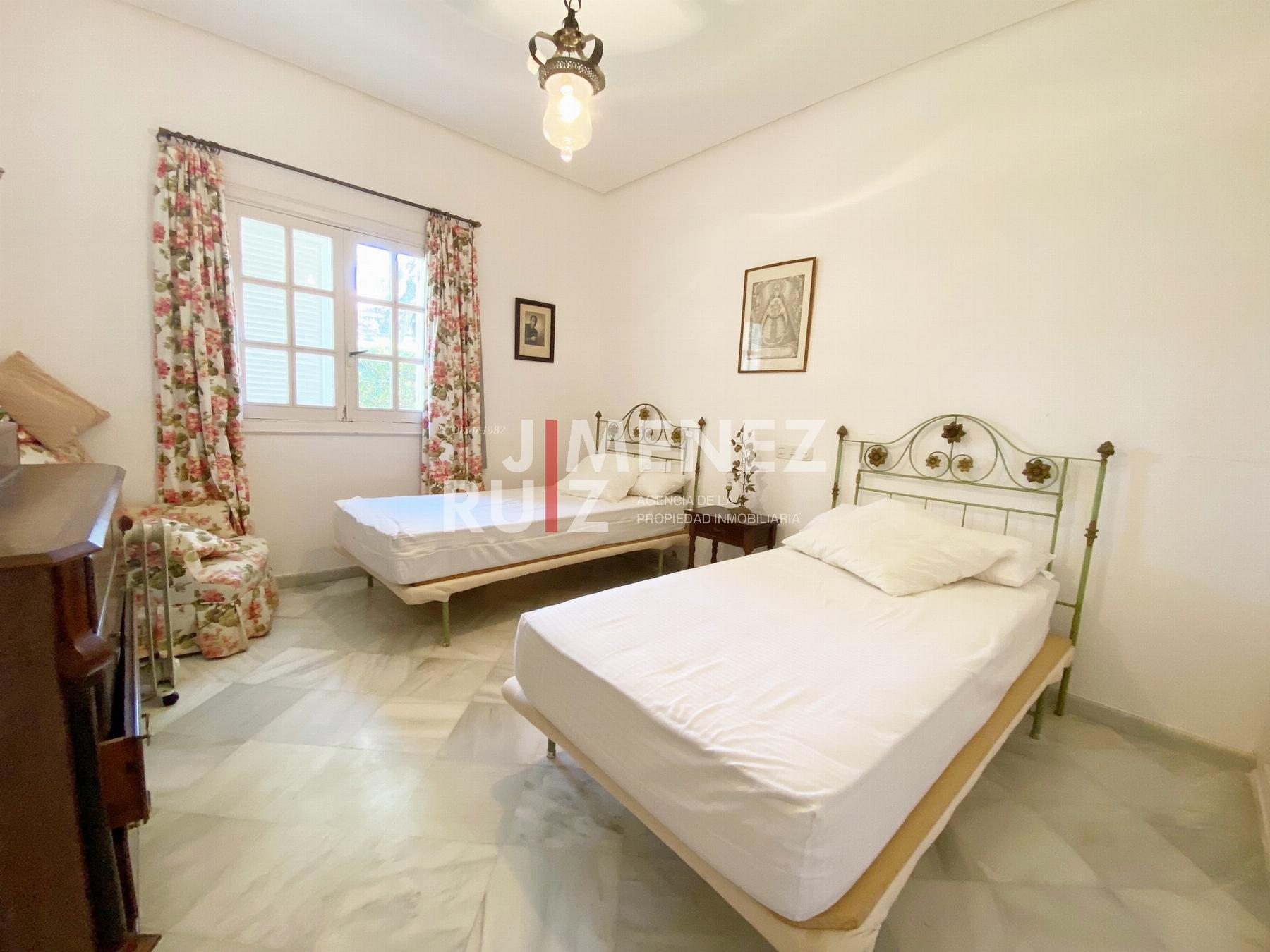 For sale of chalet in El Puerto de Santa María