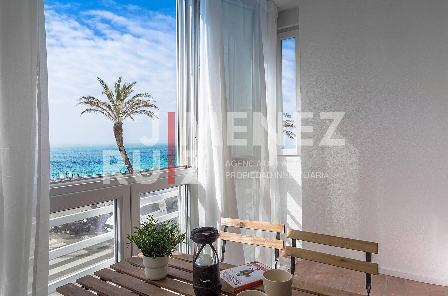 For sale of flat in Cádiz