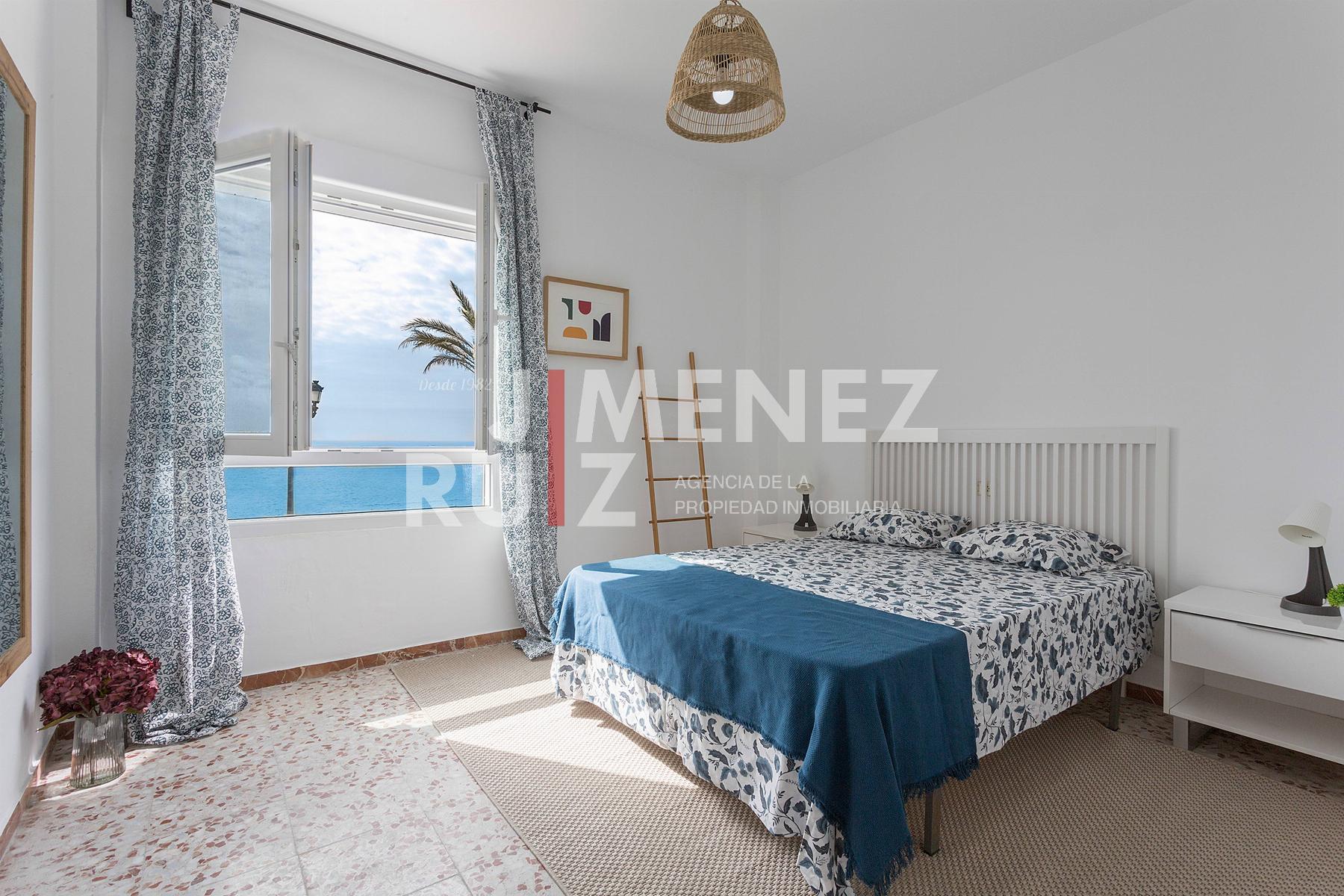 For sale of flat in Cádiz