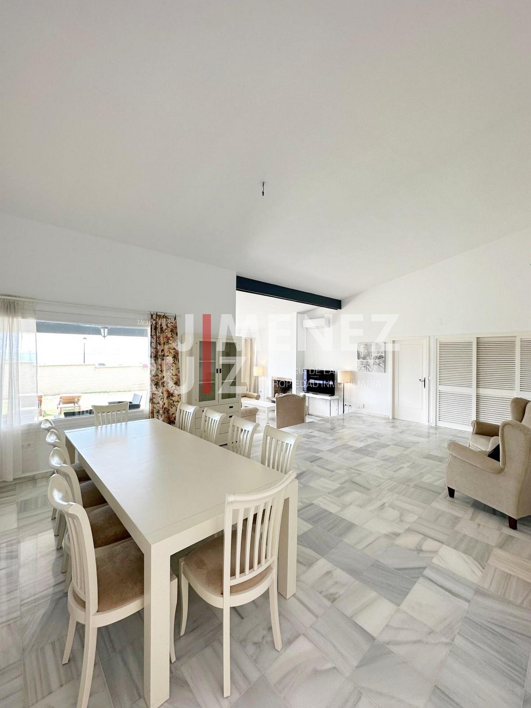 For rent of chalet in El Puerto de Santa María