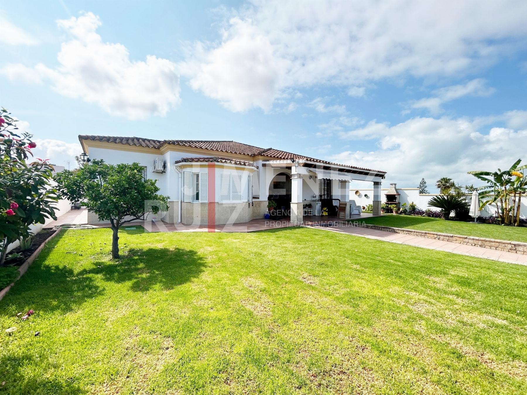 For sale of chalet in El Puerto de Santa María
