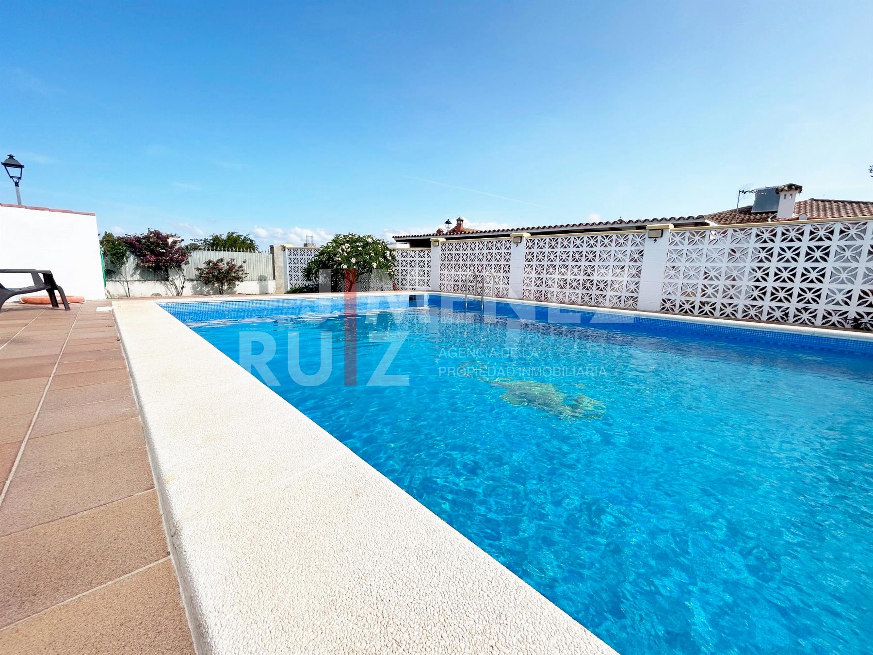For sale of chalet in El Puerto de Santa María