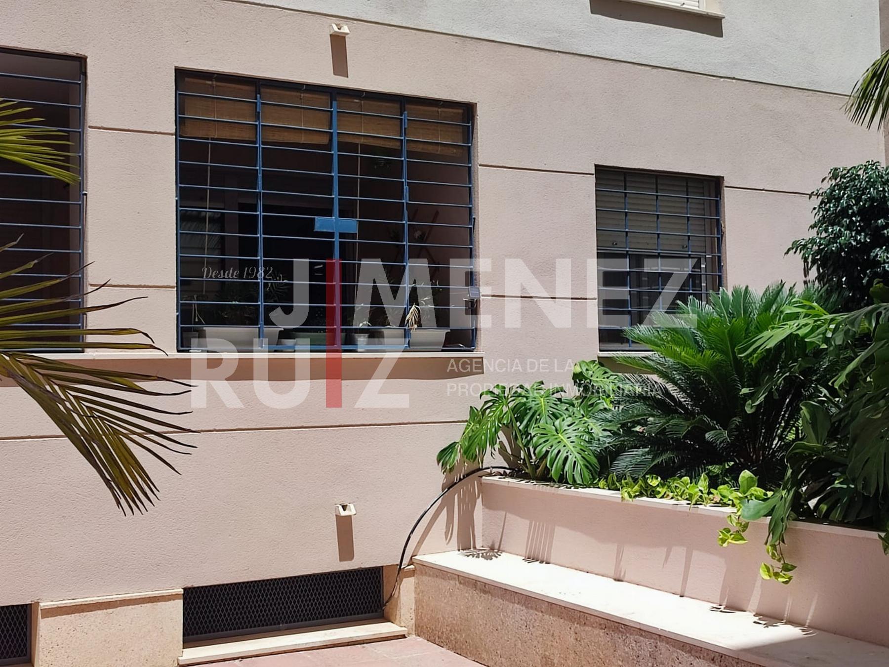 For sale of flat in El Puerto de Santa María