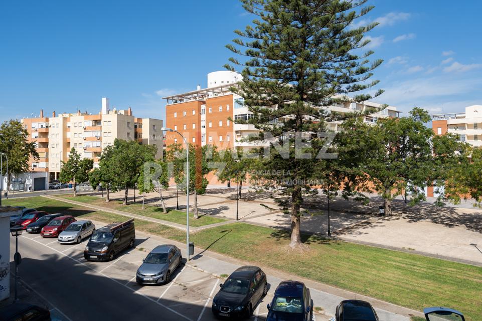 For sale of flat in El Puerto de Santa María