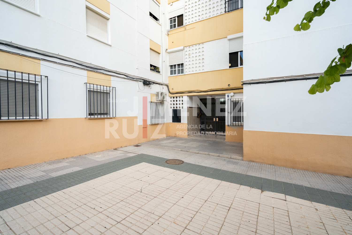 Entry/Exit