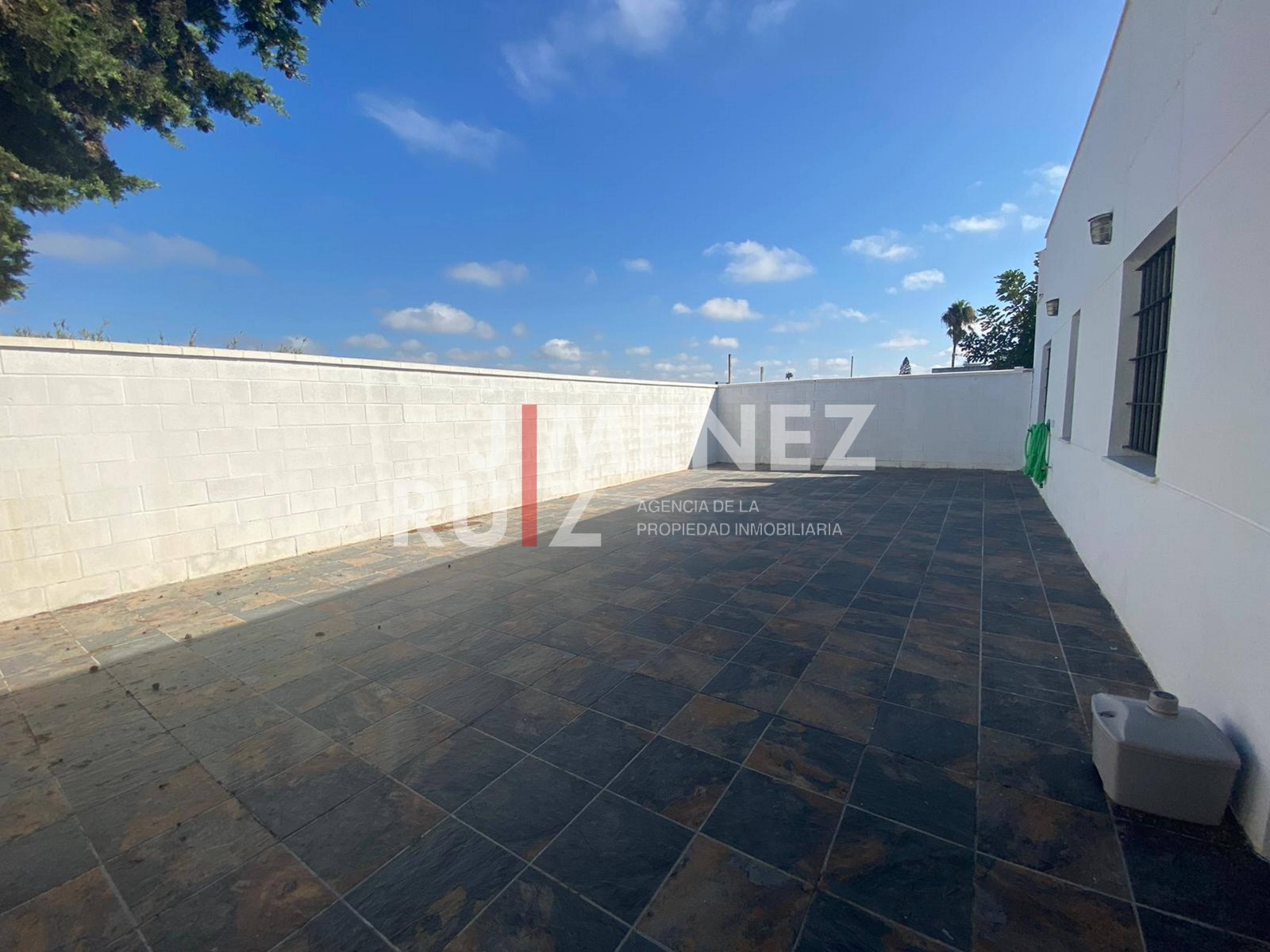 For sale of house in Rota