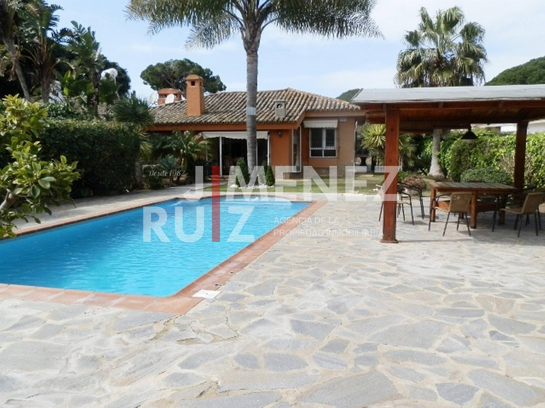 For sale of chalet in El Puerto de Santa María