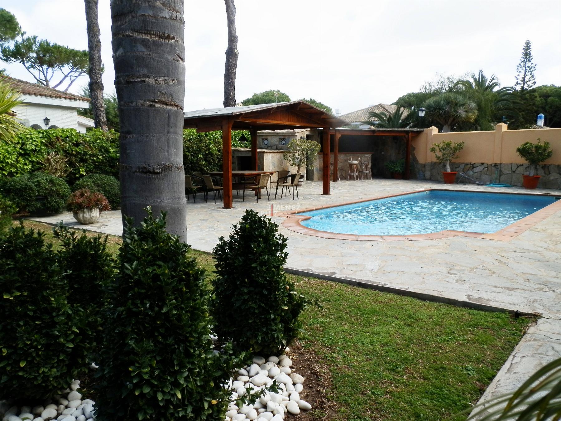 For sale of chalet in El Puerto de Santa María