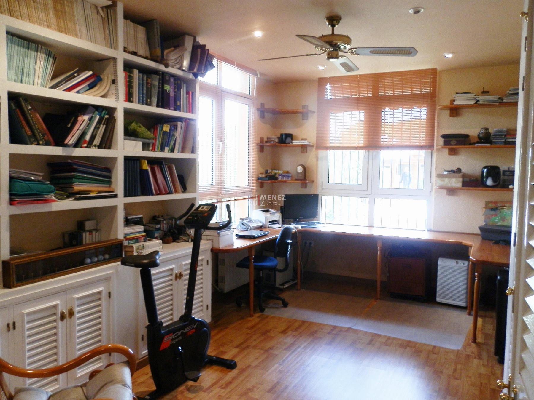 For sale of chalet in El Puerto de Santa María