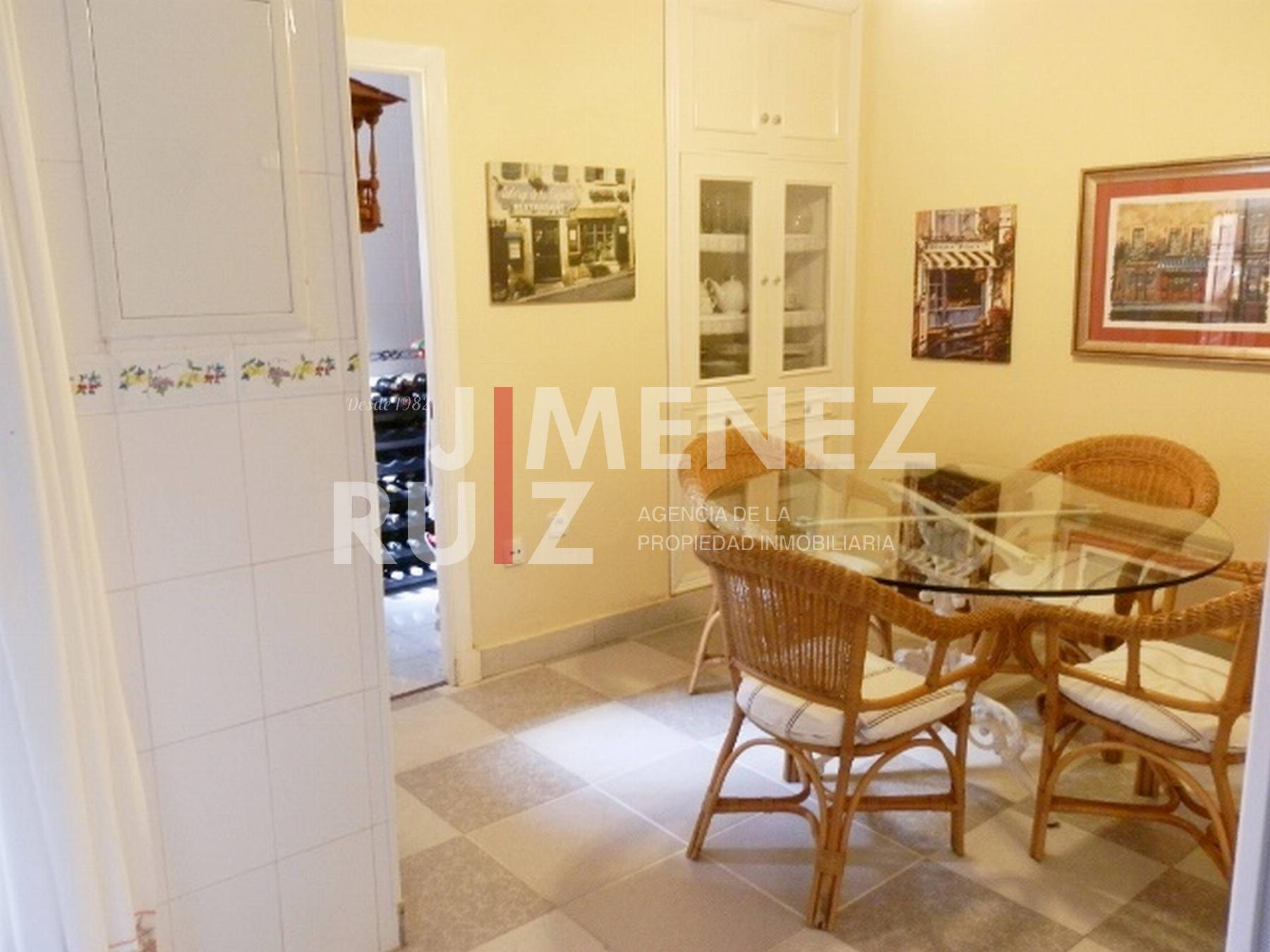 For sale of chalet in El Puerto de Santa María