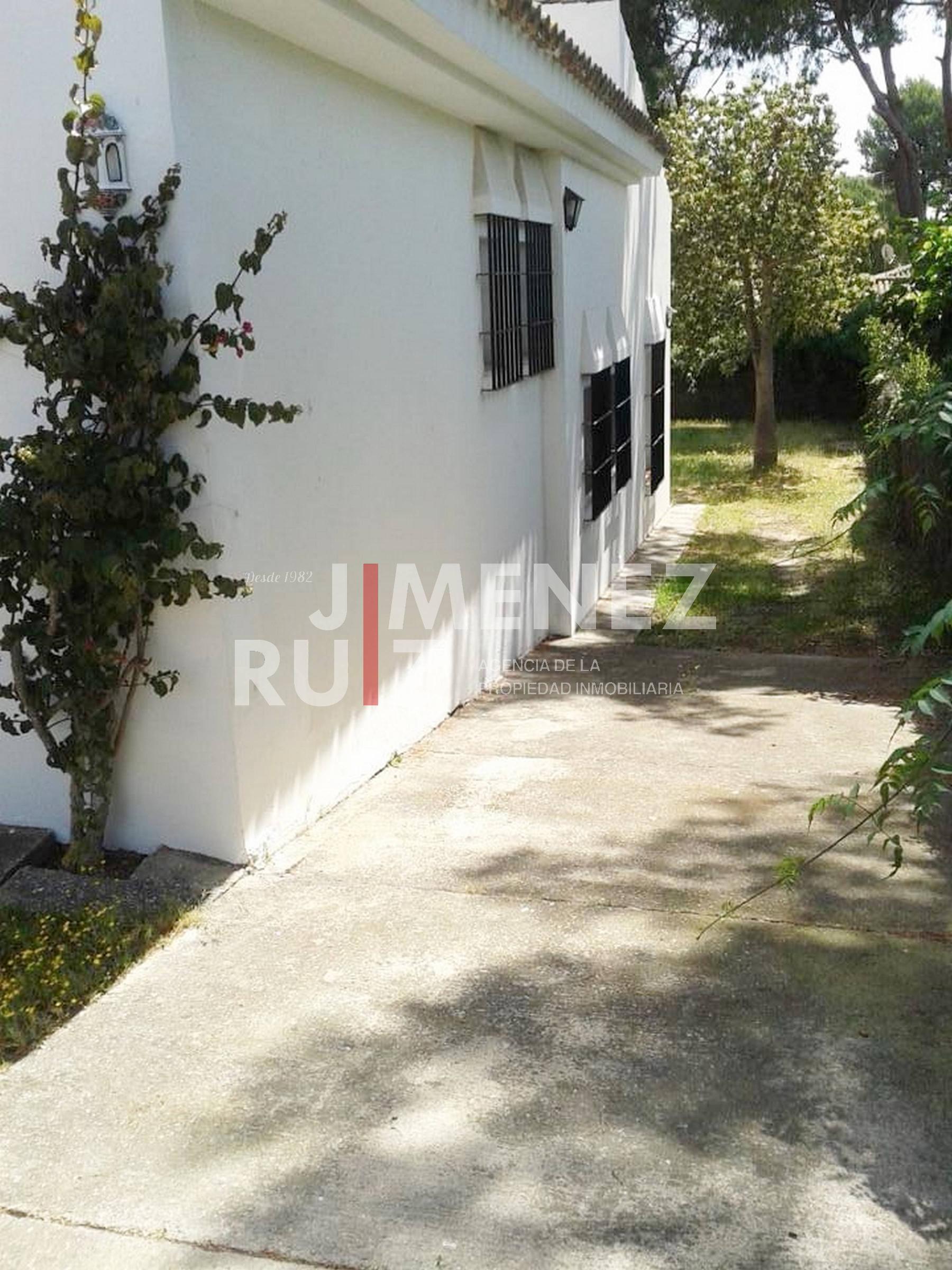For sale of chalet in El Puerto de Santa María