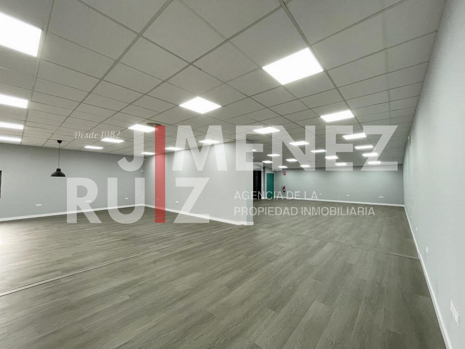 For rent of industrial plant/warehouse in El Puerto de Santa María