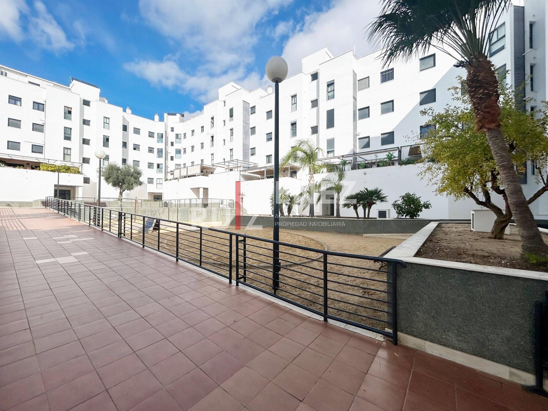 For sale of flat in El Puerto de Santa María