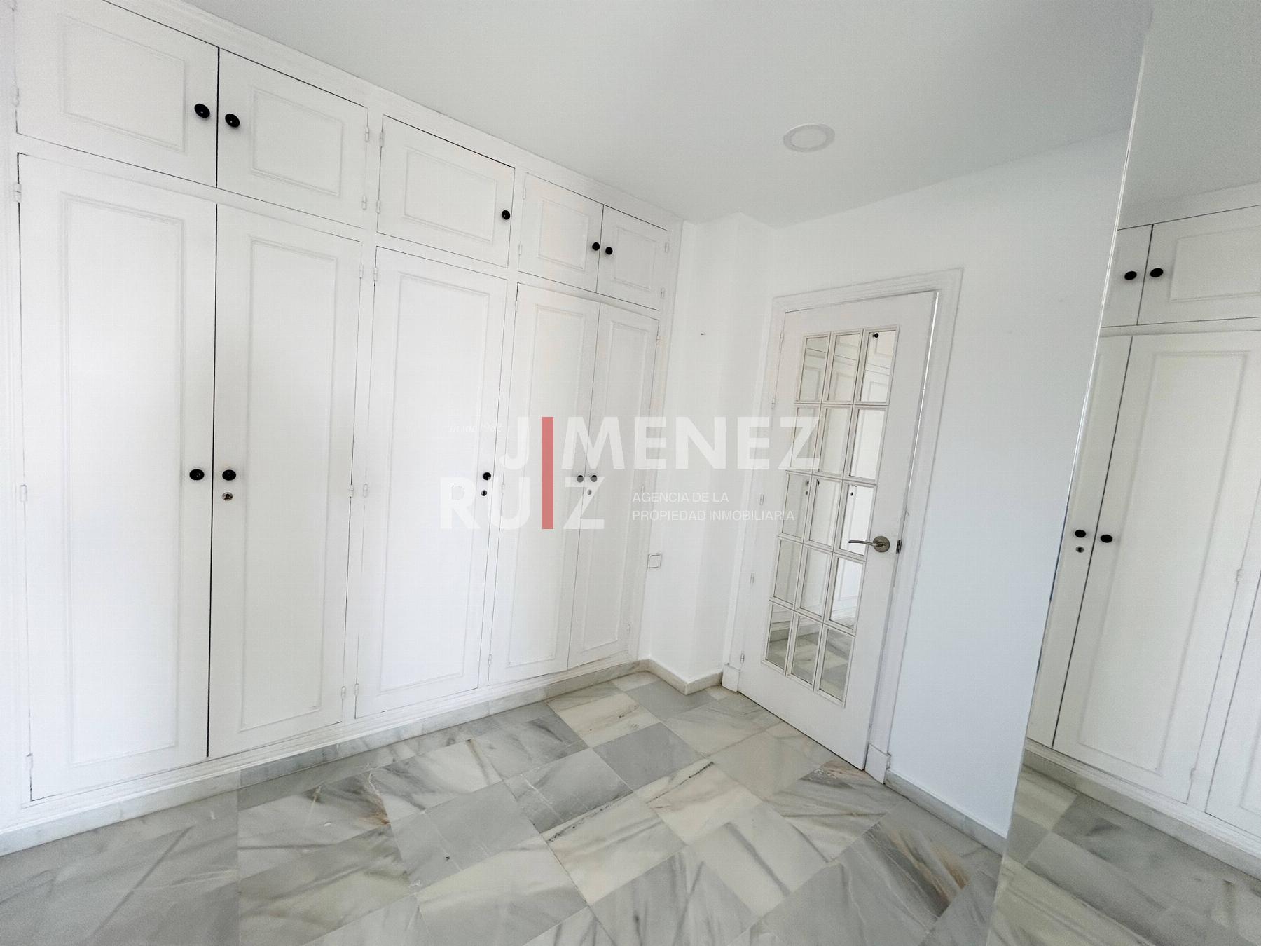 For sale of penthouse in El Puerto de Santa María