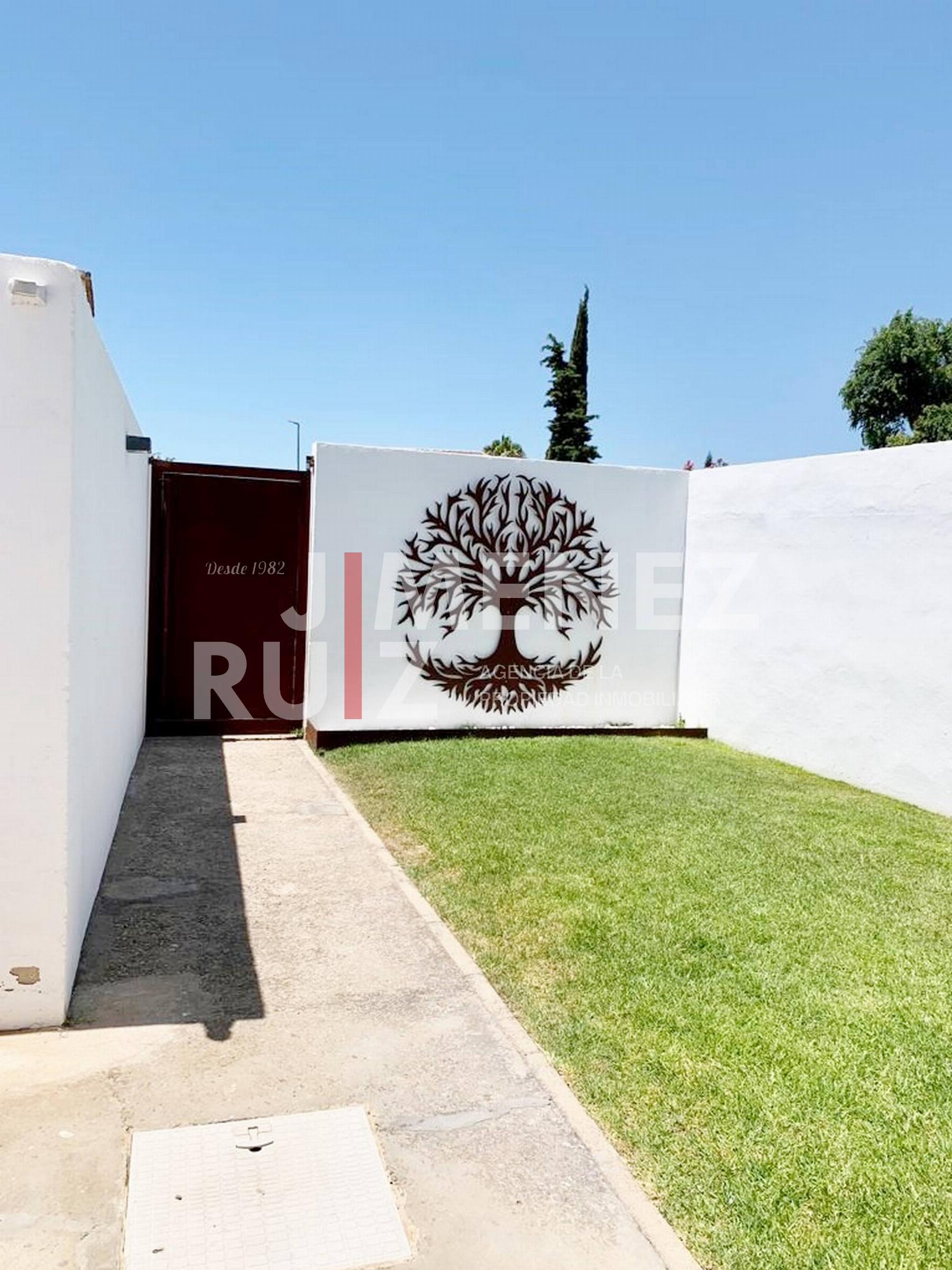 For sale of chalet in El Puerto de Santa María
