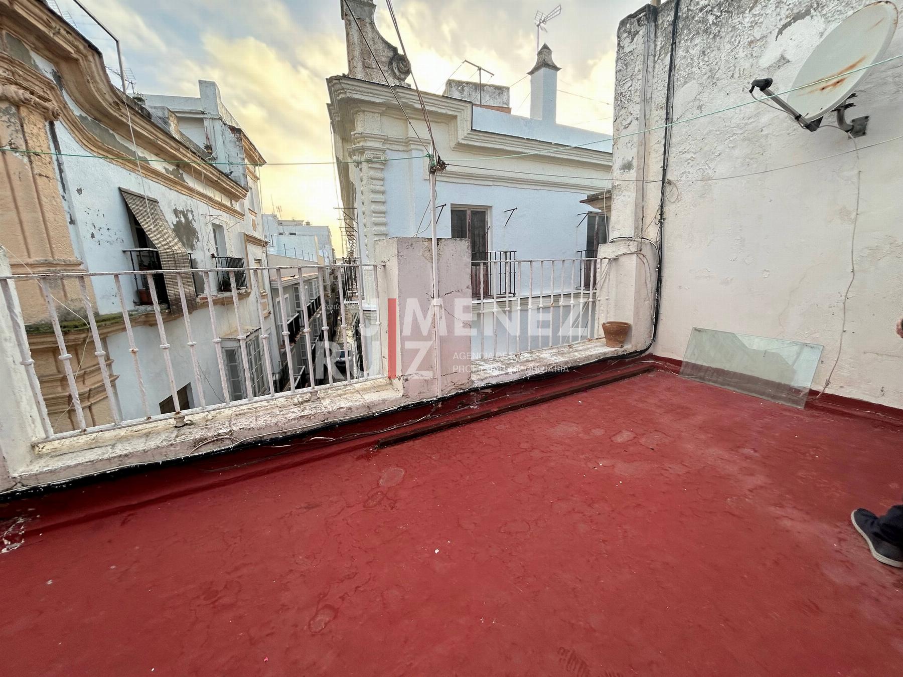 For sale of house in Cádiz