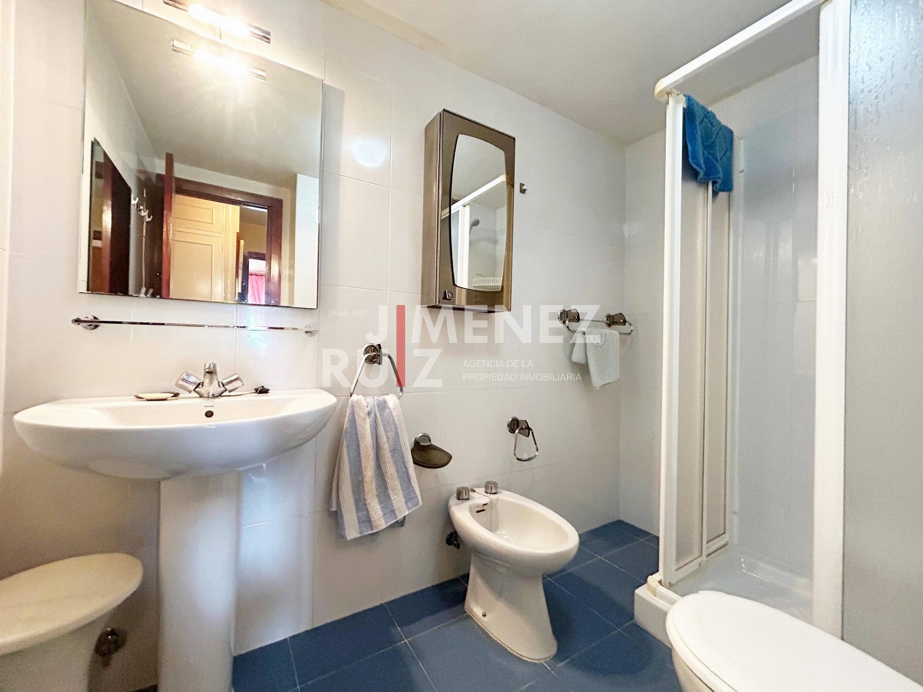 For sale of flat in Cádiz