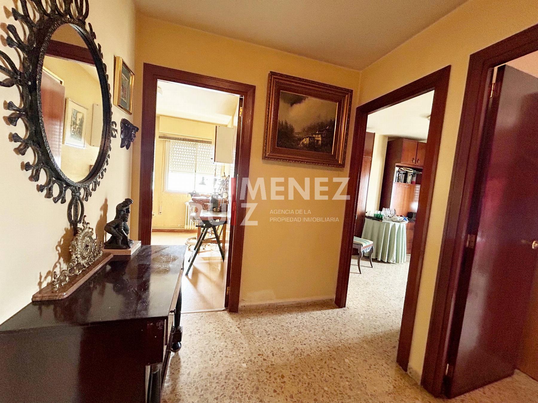For sale of flat in Cádiz