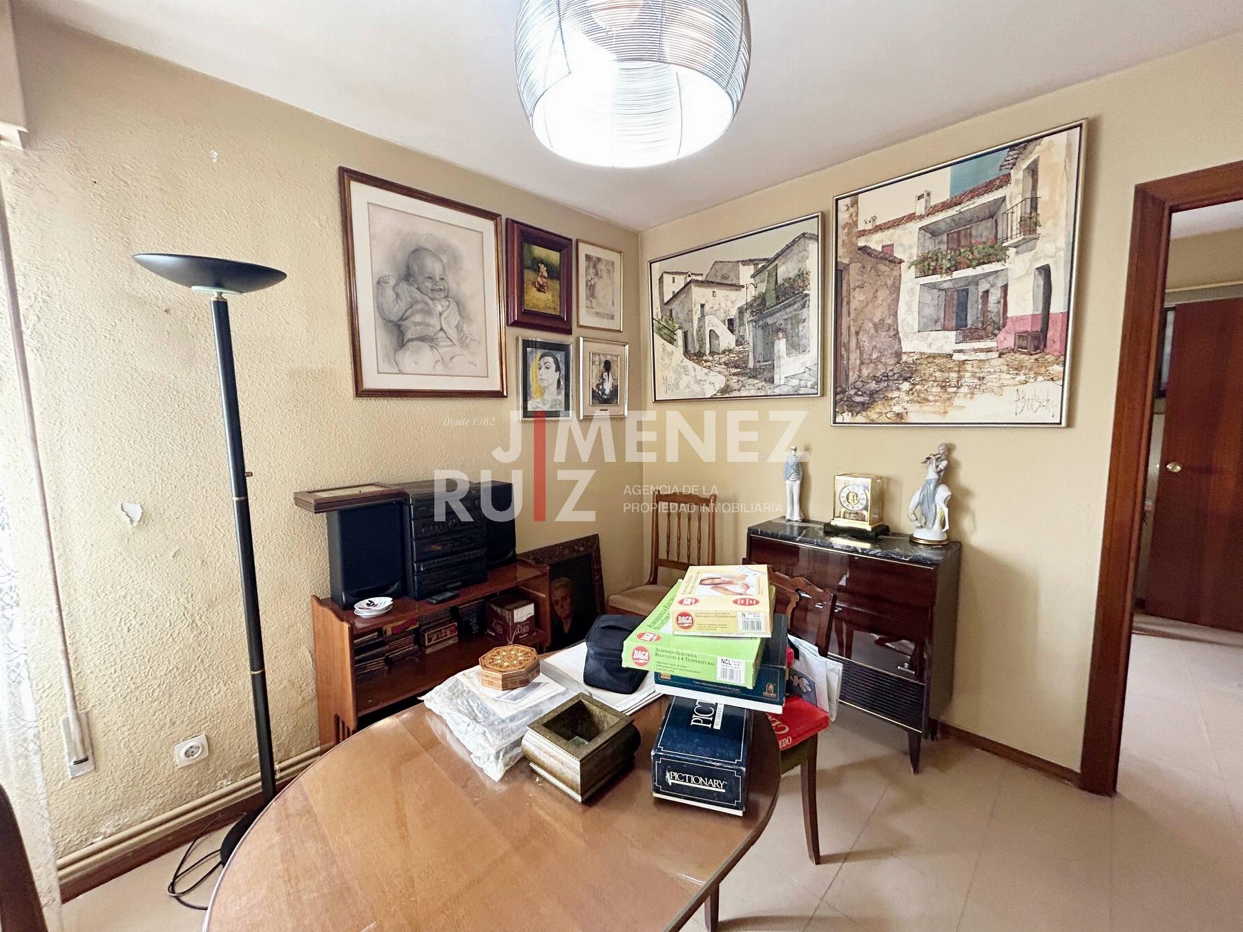 For sale of flat in Cádiz