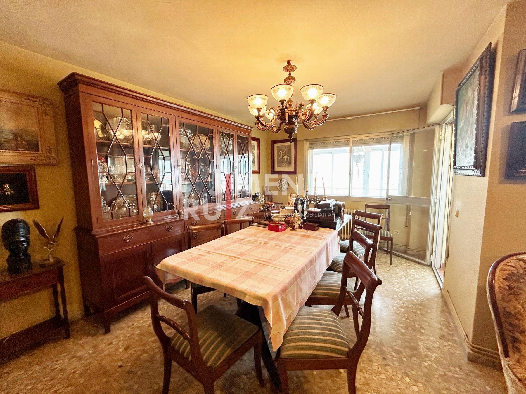For sale of flat in Cádiz