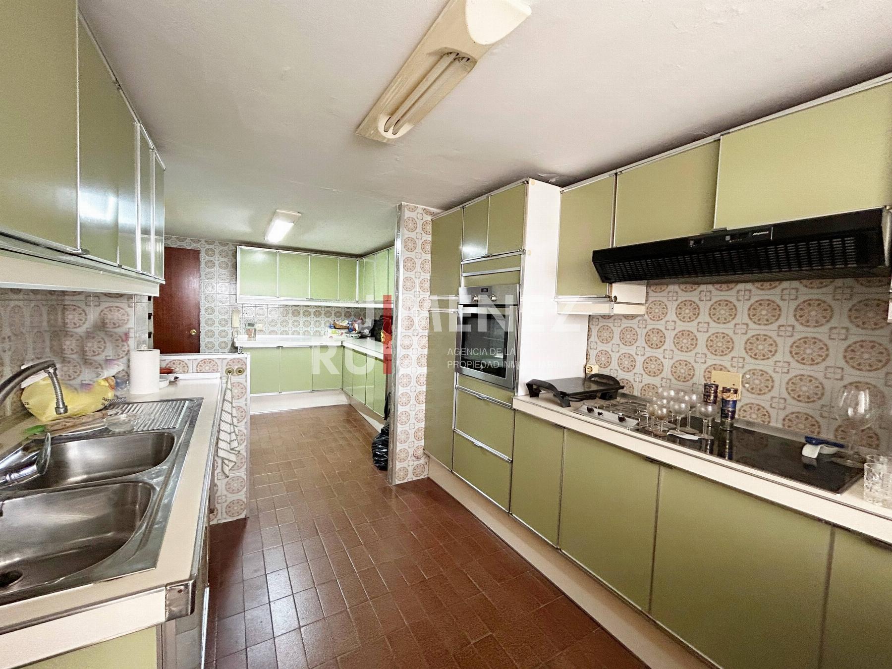 For sale of flat in Cádiz