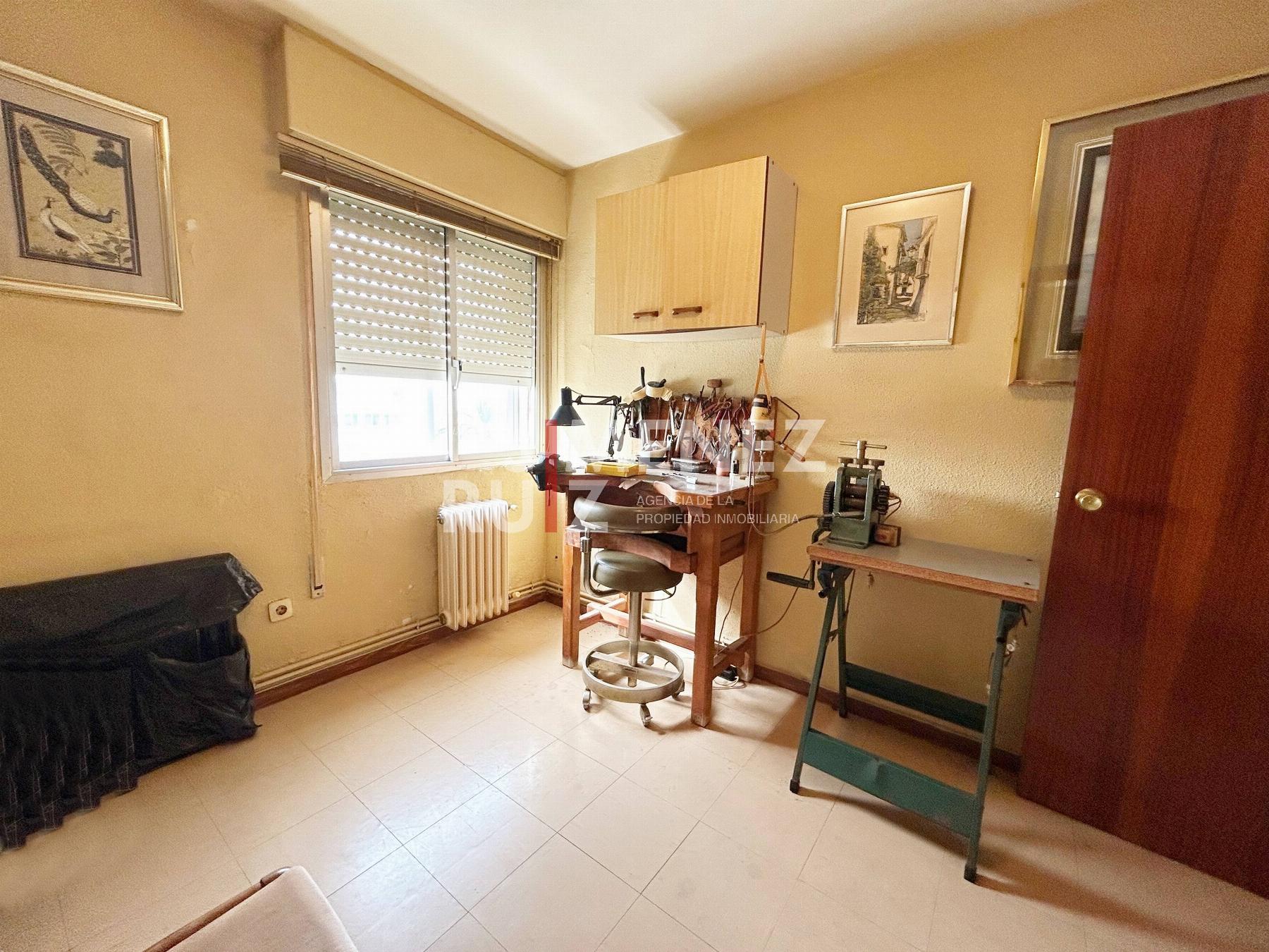 For sale of flat in Cádiz
