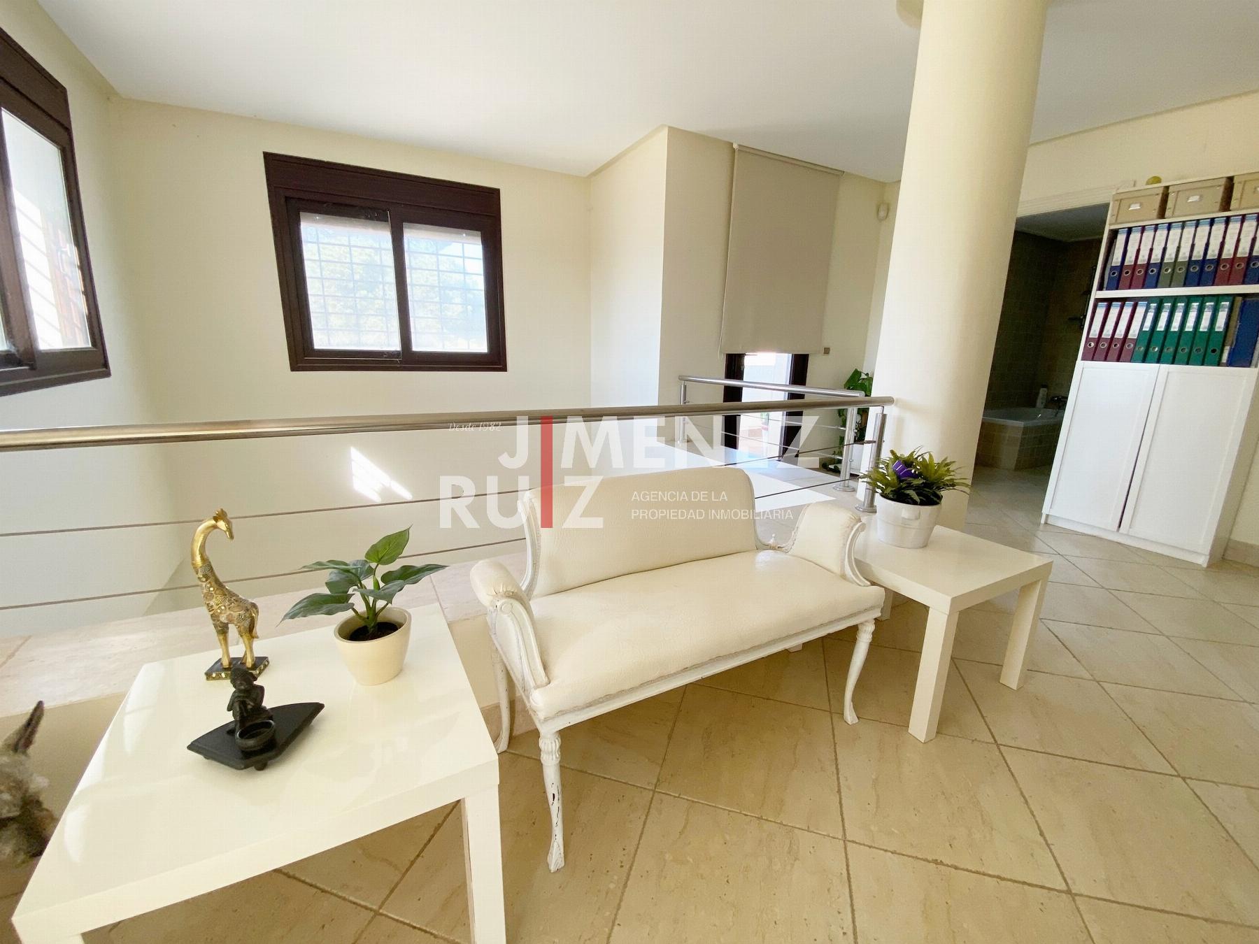 For sale of chalet in El Puerto de Santa María